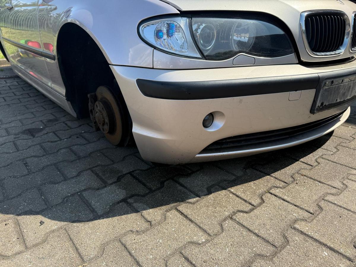 BMW 3er E46 original Stoßstange Stoßfänger vorn Sonderlackierung Facelift BJ04